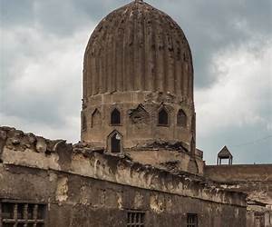 الموتى الموتى