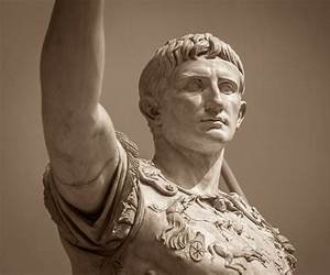 Augusto, braccio violento della storia Augusto, braccio violento della storia