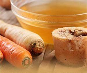 Bone Broth Diet -Lose Up to 18 Pounds, Improve Your Health--and Your Wrinkles!--in Just 21 Days