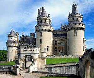 Castles of the World Castles of the World