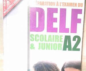 Delf A2 Book With CdHachette
