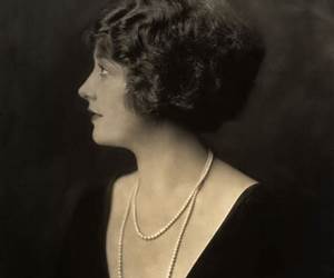 Dorothy Knapp: Philately and Family