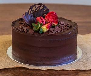 Express Cakes: Our 100 top recipes presented in one cookbook