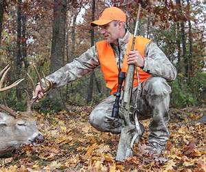 Hunting, Trapping and Calling Wolves: Calling all wolves: here's how to trap, snare, call and hunt north America's largest canine Hunting, Trapping and Calling Wolves: Calling all wolves: here's how to trap, snare, call and hunt north America's largest canine