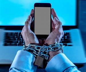 Internet and Social Media Addiction (Compact Research: Addictions)