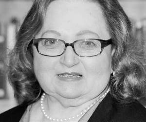Jean M. Auel :Series Reading Order: A Read to Live, Live to Read Checklist [Earths Children Series]