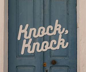Knock, Knock, You're Dead! (Hamish Macbeth #30.5) Knock, Knock, You're Dead! (Hamish Macbeth #30.5)