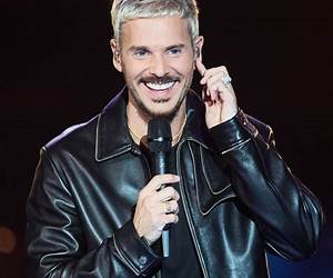 M. Pokora, le coeur dans les étoiles (French Edition) M. Pokora, le coeur dans les étoiles (French Edition)