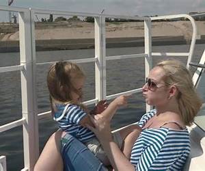 STEPMOM WATERSPORT: A funky, golden, stepmom, utterly wet adventure