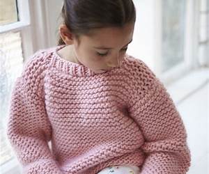 Simple Chic Knits: 35 stylish patterns to knit in no time