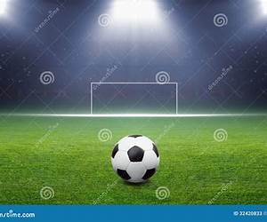 Spotlight Soccer (Sports Illustrated Kids Graphic Novels) Spotlight Soccer (Sports Illustrated Kids Graphic Novels)