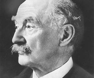 Thomas Hardy: Folklore and Resistance Thomas Hardy: Folklore and Resistance